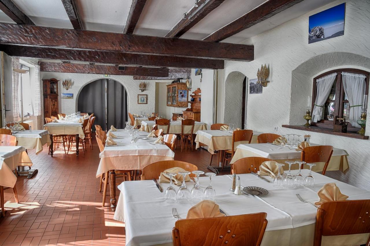 Logis Hotel - Le Col De L'Arc لانس-آن-فيركور المظهر الخارجي الصورة